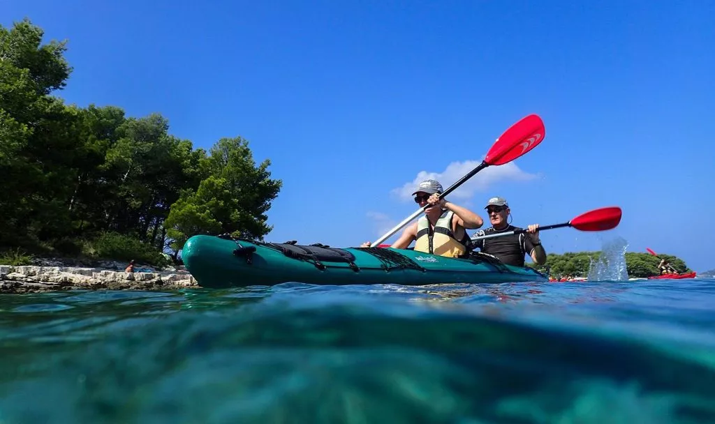 Sea kayaking hvar pakleni islands